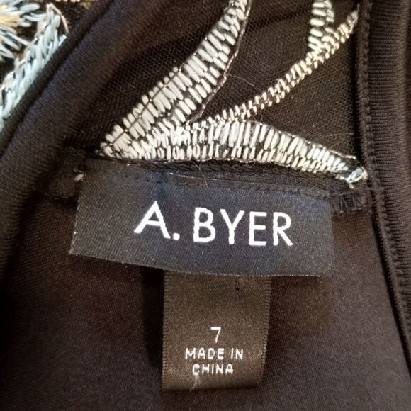 A. Byer Black Floral Embroidery Sheer Long Sleeve Dress Size 7 - Picture 6 of 9